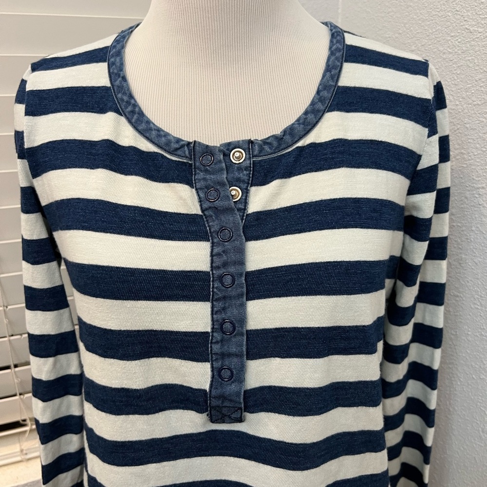 Nwot! Splendid Snap Button Striped Tee - image 6
